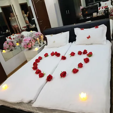 Luxury Rooms Arena Nationala 7 Lägenhet